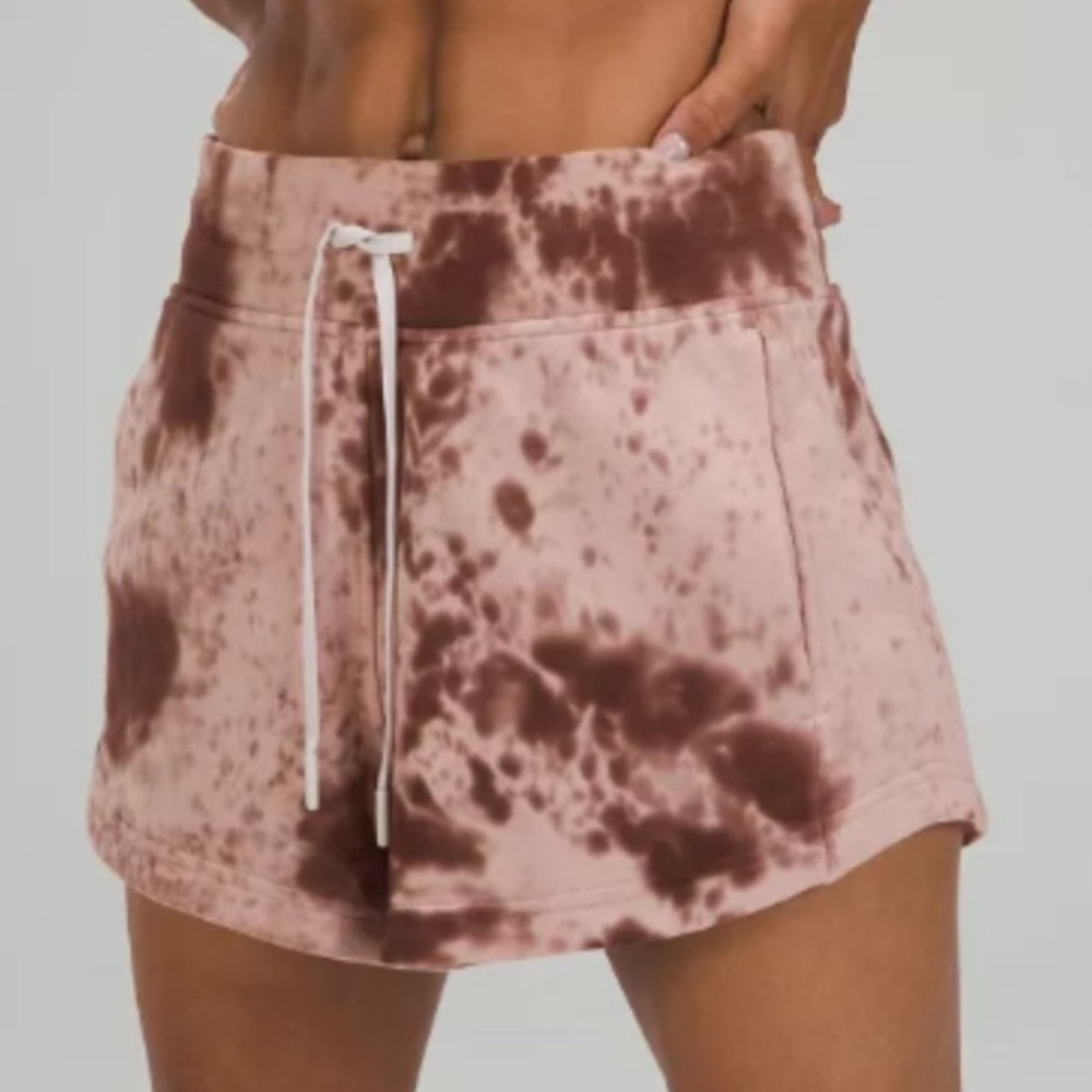 Lululemon Inner Glow High Rise Short